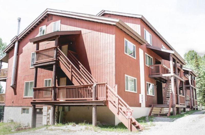 Snowflake Condos At Eagle Point Before The Cottonwood Fire